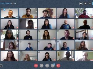 Turkcell’lilerin engel tanımayan sohbeti