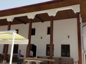 Tarihi Hacı Şeyh Camisinde restorasyon çalışması tamamlanıyor