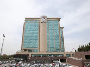 Gençlik ve Spor Bakanlığı, Haziran ayı burs ve kredi ödemelerini bayram öncesi yatırmaya başladı