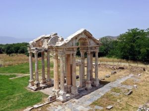 Afrodisias Antik Kenti sanal alemde