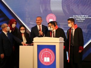 Bakan Gül: "Toplumun sizden adalet gibi çok önemli bir beklentisi olacak"