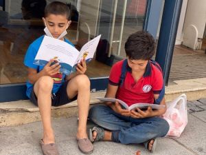 İZELMAN’dan çocuklara 10 bin kitap