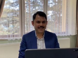 AK Parti Konya İl Başkanlığı video konferansla bayramlaştı