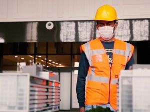 Başakşehir Çam ve Sakura Şehir Hastanesi yapımında görev alan işçilerden anlamlı mesaj