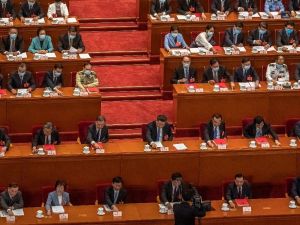 Çin’in Hong Kong güvenlik yasası nedeni ile birçok devlet endişeli