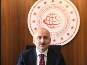 Bakan Karaismailoğlu: “İnsan sağlığı ön planda tutularak gemilerde yolcu taşımacılığını başlatıyoruz”