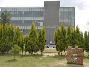 Uşak Üniversitesi’nden öğrencilere ‘dijital sınav’ desteği