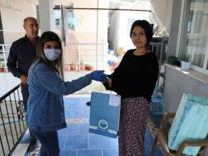 Öğrencilere destek Menderes Belediyesinden