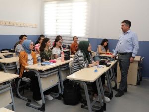 BAYSEM yeni öğrencilerini seçiyor