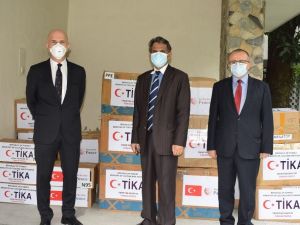 TİKA’dan Bangladeş’e Covid-19 ile mücadele kapsamında tıbbı malzeme desteği