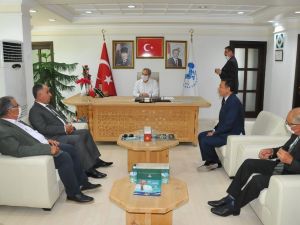 MHP’den Başkan Akkaya’ya Ziyaret