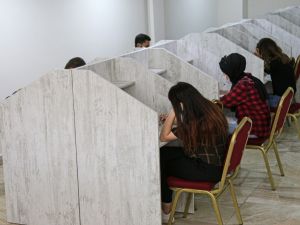 Akhisar Belediyesi Etüt Merkezi hizmete başladı