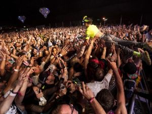Korona virüs nedeniyle ertelenen Coachella Festivali iptal edildi