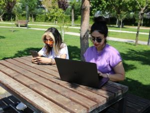 Manisa’da Wi-Fi keyfi hız kesmeden devam ediyor