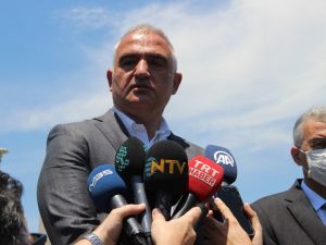 Bakan Ersoy’dan Kemeraltı ve Agora müjdesi