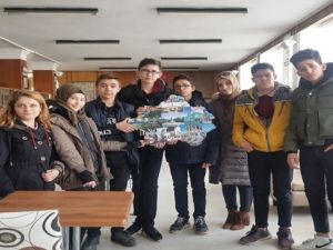 Meslek Lisesi öğrencileri Kütahya’yı tanıttı