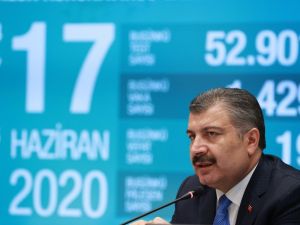 Bakan Koca: “Bilim Kurulu İstanbul, Ankara ve Bursa için maske zorunluluğu önerisinde bulundu”