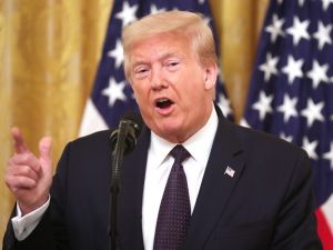 Bolton kitabında, Trump’ın yabancı liderlerle yaptığı özel görüşmeleri deşifre etti
