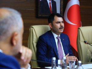 Bakan Kurum:”"Bingöl’de 638, Erzurum’da 189, Erzincan’da ise 38 bina ağır hasarlı ve yıkık"