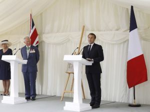 Fransa Cumhurbaşkanı Macron’un ilk yurt dışı ziyareti Londra’ya
