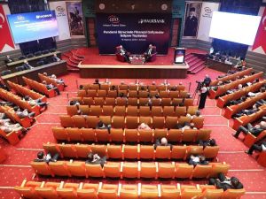 Halkbank Genel Müdürü Arslan, ATO üyeleri ile buluştu