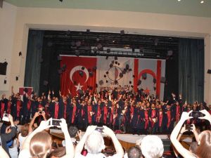 Yakın Doğu Üniversitesi online mezuniyet törenleri ile bir ilke imza atıyor