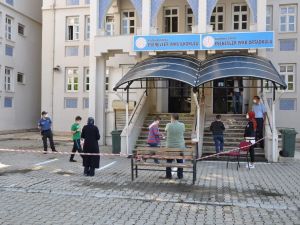 Sosyal mesafeli LGS sınavına 959 öğrenci katıldı