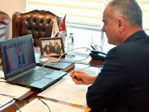 Gemlik Belediye Başkanı Uğur Sertalan, Kılıçdaroğlu ile video konferansla bir araya geldi