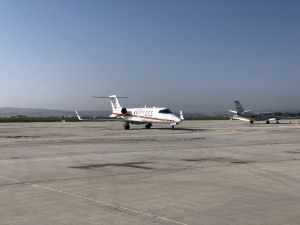 Diyabet ve hidrosefali hastası minik Nihal, ambulans uçakla Türkiye’ye getirildi