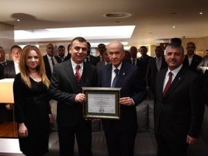 Akademisyen kardeşlerin 5. Devlet Bahçeli kitabı yayınlandı