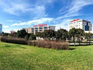 Diş Hekimliği Fakültesi öğrencilerini bekliyor