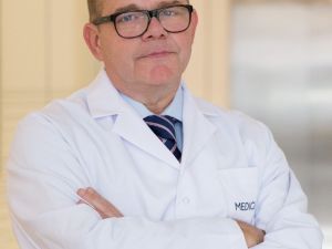 Uzm. Dr. Oğuzhan Onultan: "ALS hastalığının başlangıç yaşı genellikle 50-60 yaş grubunda"