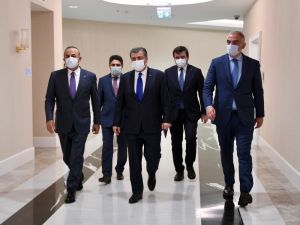 Bakan Koca, Çavuşoğlu ve Ersoy sağlık ve turizme yönelik artan talepleri değerlendirdi