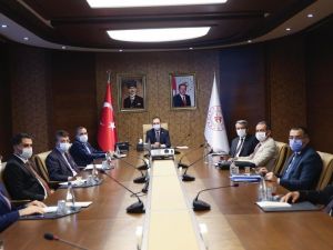 Milletvekili Arvas öncülüğündeki Van heyetinden Bakan Kasapoğlu’na ziyaret