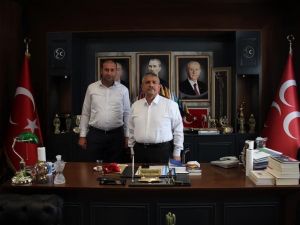 İYİ Parti’den istifa ederek MHP’ye geçti