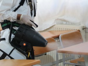 Akhisar’da okullar YKS öncesi dezenfekte edildi