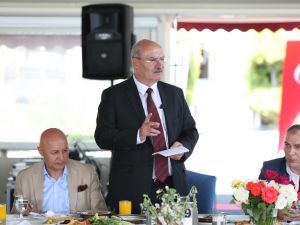 Gıda perakendecileri “tatil” istiyor