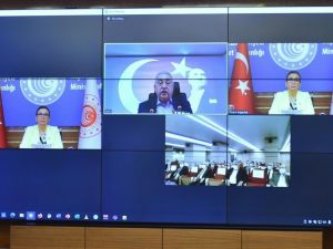 Ticaret Bakanı Pekcan esnafla bir araya geldi