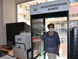 Milas’ta bir firma talep üzerine dezenfeksiyon kabini yaptı