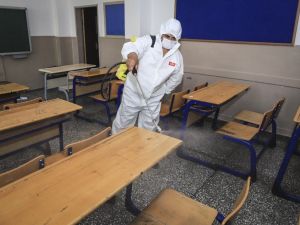 YKS sonrası sınıflar dezenfekte edildi
