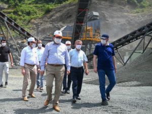 Başkan Demir ilçe ilçe hizmetleri yerinde inceliyor