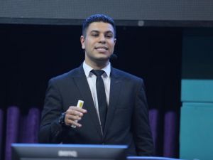 Araştırmacı-Yazar Mohammad Halakoei’den yatırım tavsiyeleri