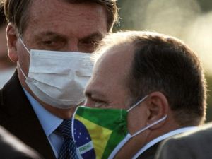 Brezilya Devlet Başkanı Bolsonaro, zorunlu maske takma yasa tasarısını veto etti