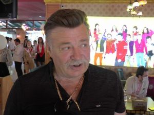 Ümraniye’de sosyal mesafeli Yeşilçam konseptli kafe açıldı