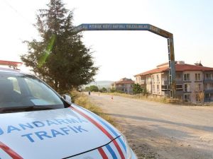 Çok sayıda kişinin karantinaya alındığı mahallede tedbirler artırıldı