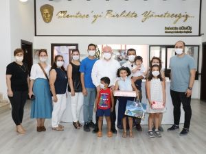 Repliği söylediler, ödülü kazandılar