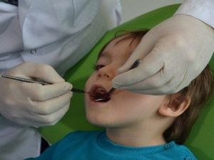 Çocuklarda diş çürüğüne dikkat