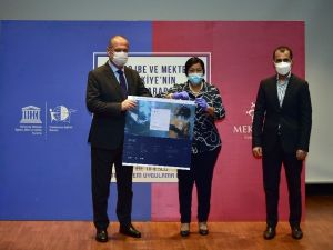 Uluslararası STEM Müfredatı’nın teslimi Mektebim Koleji’ne gerçekleştirildi