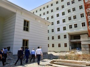 Rektör Ataç’tan Akhisar yerleşkesi inşaatına inceleme