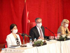 CHP’li Başkan’dan CHP’li meclis üyesine tepki